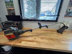 Husqvarna Grass Trimmer