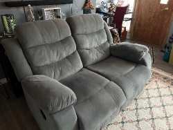Reclining love seat 