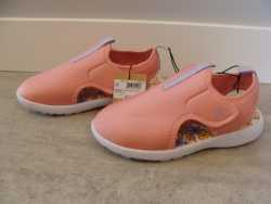 NEW Girls Ripzone Sandals
